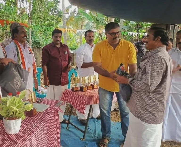 profcongtvm2's tweet photo. As part of #Patshaala initiative, education kits were distributed to 52 students in #Aniyoor area and 50 students in #Karyavattom area.
@AipcKerala president @drsslal and @INCKerala spoc Adv BRM Shafeer chaired the public meetings held in Aniyoor Nehru Bhavan and Nalumukku Jn. https://t.co/4OFwgd0WH4