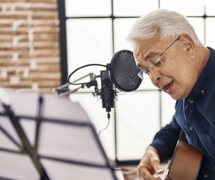 Bayfields Opticians tweet media