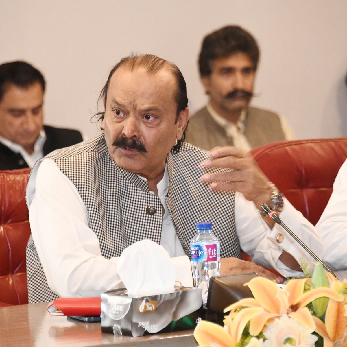 NA_Committees's tweet photo. Standing Committee on Rules of Procedure and Privileges met under the Chairman Rana Muhammad Qasim Noon at Parliament House today.

#NACommittee https://t.co/DAKL5slC9i
