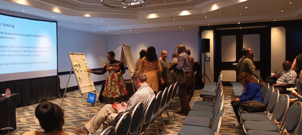We just hold a really collaborate learning session at #inorms #congress. We designed and voted for the most important and needed steps supporting #recognition of #professionals in #researchmanagement and #researchsupport with participants from all over the world. <a href="/RMROADMAP/">RM ROADMAP Project</a>