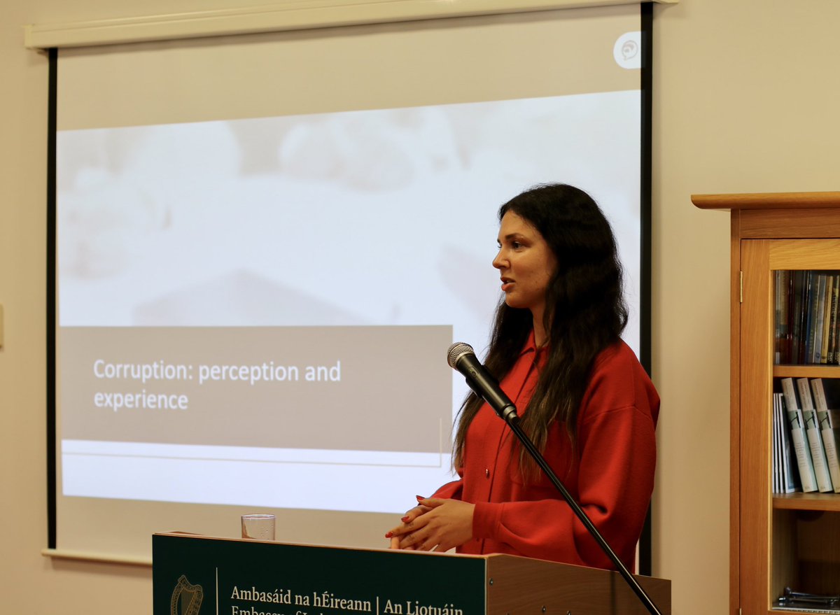 IrishAmbVilnius's tweet photo. Fighting corruption has always been an important issue & was the topic at this week’s #EuropeanBusinessNetwork event @IrishEmbVilnius, with informative presentations from Lithuania’s Special Investigation Service & Transparency International’s LT office.
https://t.co/7ZvRwQs38o https://t.co/PLfSrYHhTR
