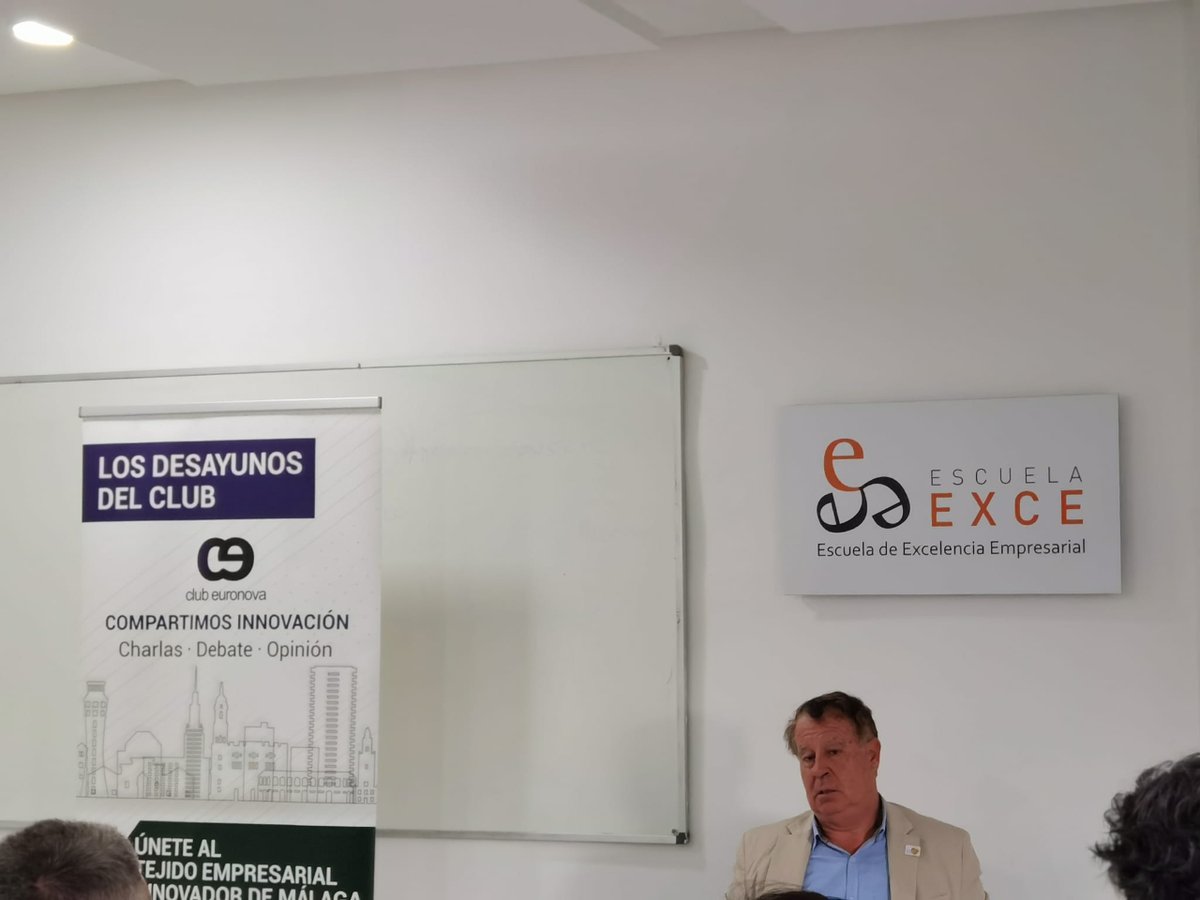 CTAGroup_es's tweet photo. #EventosNetworking

Hoy @jorgedelcampoal , ha tenido el privilegio de asistir al #DesayunoEuronova en el BIC EURONOVA, S.A en el PTA (@PTAMalaga). Ha tenido la oportunidad de disfrutar de la ponencia a cargo de Jerónimo Blasco, el Director General de Expo 2027 Málaga. https://t.co/Mqp9RHHqwk