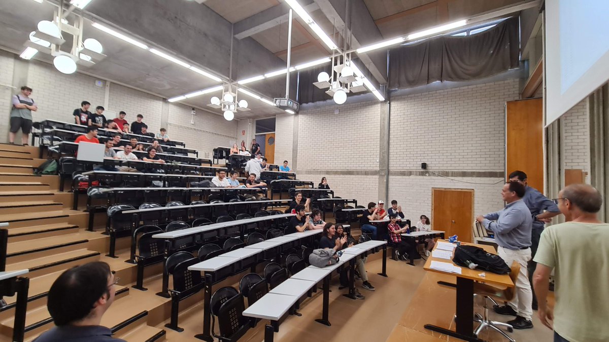 joan surrell tweet media