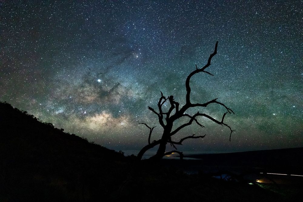 ✨🌍 Embark on an extraordinary celestial journey as we unveil the best places in the world to stargaze. From breathtaking mountains to serene beaches, immerse yourself in the awe-inspiring beauty of the night sky. bit.ly/3Mw3846