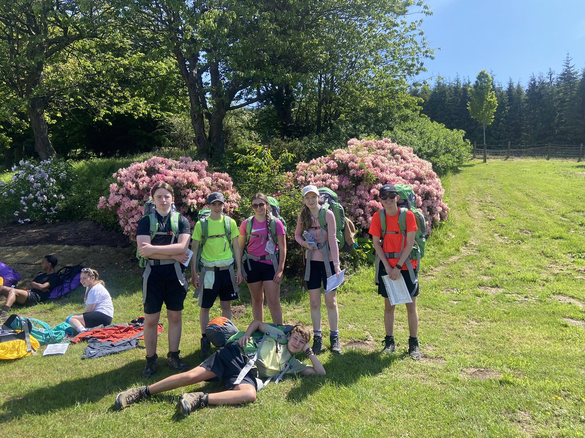 Final few legs for our Green Group! You can do it!! 💪🏼 🏃🏼‍♂️ 

#iamdofe #nearlythere #outdoorlearning @StAndrewsHS @sahs_science @SahsPersonal @DofE @DofEScotland @NLCYouthwork @gillianCLD @MrShaw288