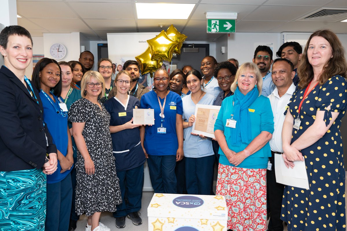 A Gold OxSCA accreditation award was presented to Medical Short Stay Ward 5E/F and SEU F ward at the JR on Wednesday 🎉

The awards were presented to Ward managers Mar Jaen, and Cleo Rosales, and the ward team.

Ward 5E/F also celebrated its second year anniversary last week.