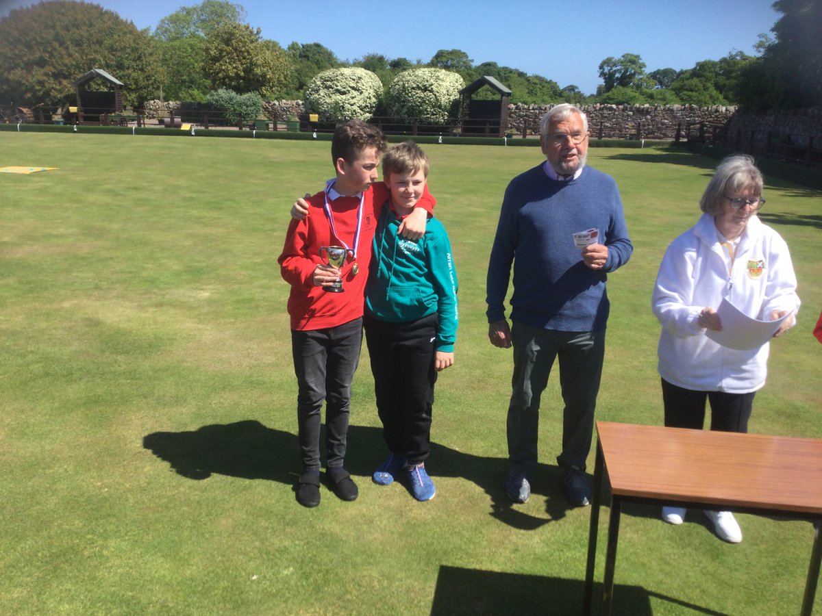 Ready steady bowl! We are so lucky in Stenton to have an amazing Bowling Club who give up their time every year to coach our P5-7 children. Well done to our 2023 winners and runners-up! #community #bowledover