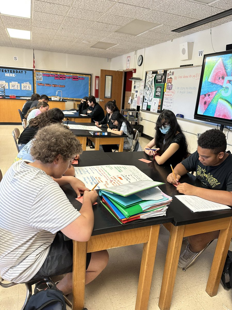 Ms. Schaefer tweet media