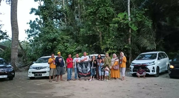 AvanzaClub_ID's tweet image. Kopdar @tacimalangraya 
goes to Pantai Selatan Malang 
#TACI #KopdarTACI #familygathering #tacimalangraya #tacigoestopantaiselatan #ToyotaAvanzaClubIndonesia #DrivingWithManners #komunitasotomotif #clubotomotif #ToyotaAvanza #AlwaysDriveSafely #LetsGoBeyond #toyota #avanza
