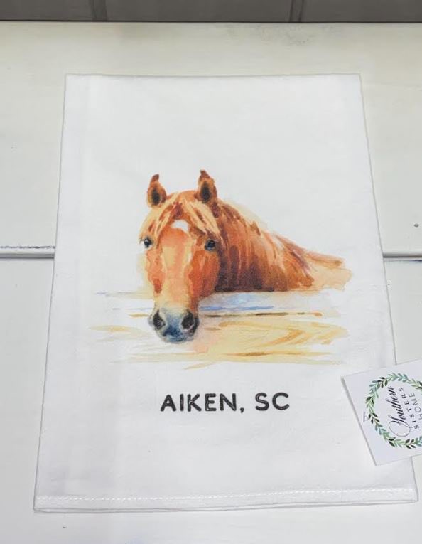 Happy #FlourSackFriday! There’s no place like Aiken 🐴💕
#equinedivine #equinedivineonline #downtownaiken #shopsmall #southernsistershome #floursacktowels #forthekitchen #aikensc #horsetownwithadrinkingproblem