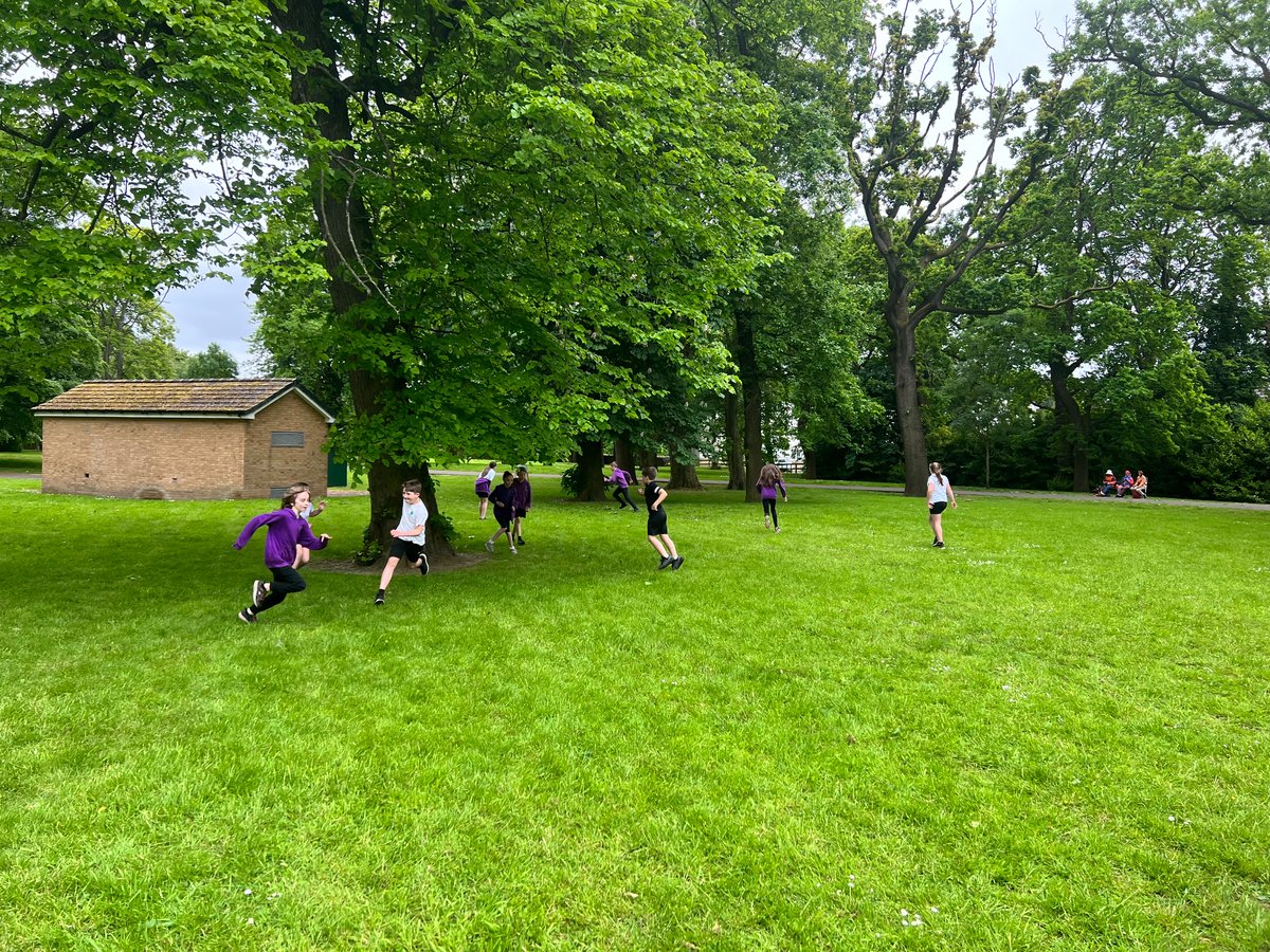 Miss Cowie & P6R tweet media