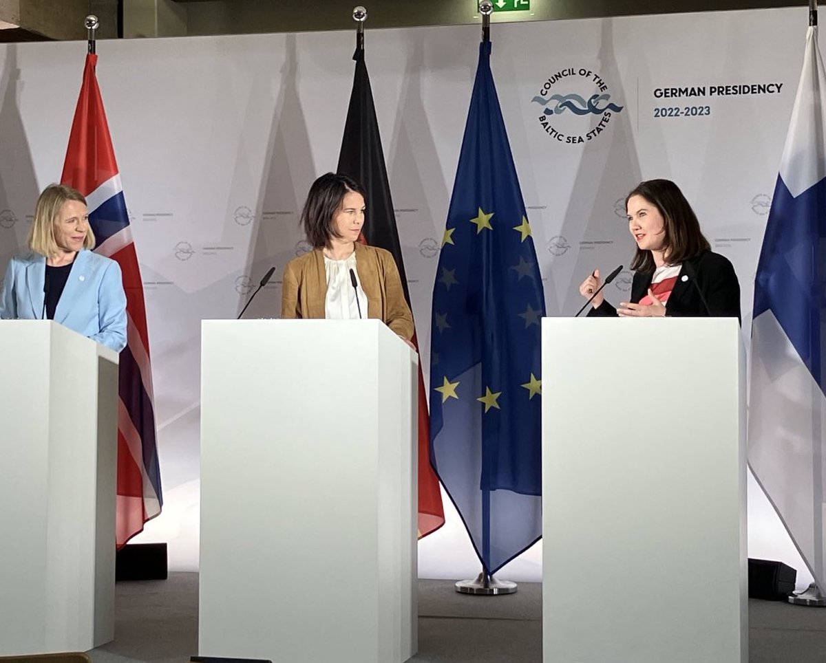 Ulkoministerio's tweet image. Saksan Wismarissa järjestetyssä Itämeren valtioiden neuvoston ministerikokouksessa keskusteltiin muun muassa energiaturvallisuudesta ja resilienssistä.
 Suomea kokouksessa edusti valtiosihteeri @Sumuvuori. Suomesta tulee neuvoston seuraava puheenjohtajamaa 1.7.2023–30.6.2024. 🇫🇮