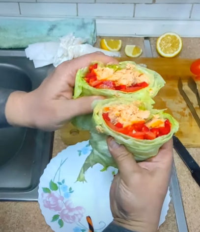 ertugishere's tweet photo. Have you ever taste a lettuce wrap? It sounds weird? No, dear friends! Also it's so delicious and healthy. You need to try, i share it recipe for you!😊 Lettuce wrap with solmon recipe, you can watch it here👇
https://t.co/Di3Y6W3cQQ https://t.co/fd3O1VNLIt