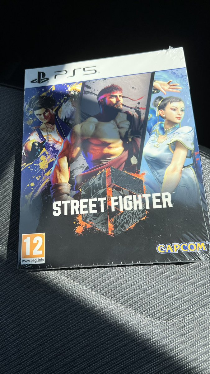 Rayman555's tweet photo. It’s been a while since I got excited about a day one release 👌. #oldschoolphysicalcopyftw https://t.co/cQF1I5FMH0