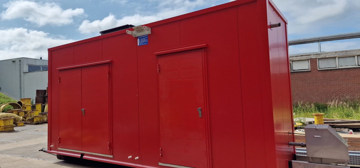 EeftinkRensing's tweet photo. Weer een paar mooie containers opgeleverd welke komende week op transport gaan naar de klant. 👍💪 https://t.co/0CtS1LV84y