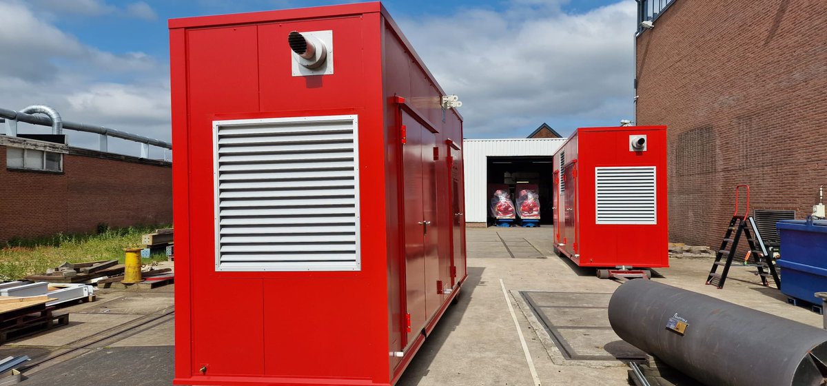 EeftinkRensing's tweet photo. Weer een paar mooie containers opgeleverd welke komende week op transport gaan naar de klant. 👍💪 https://t.co/0CtS1LV84y