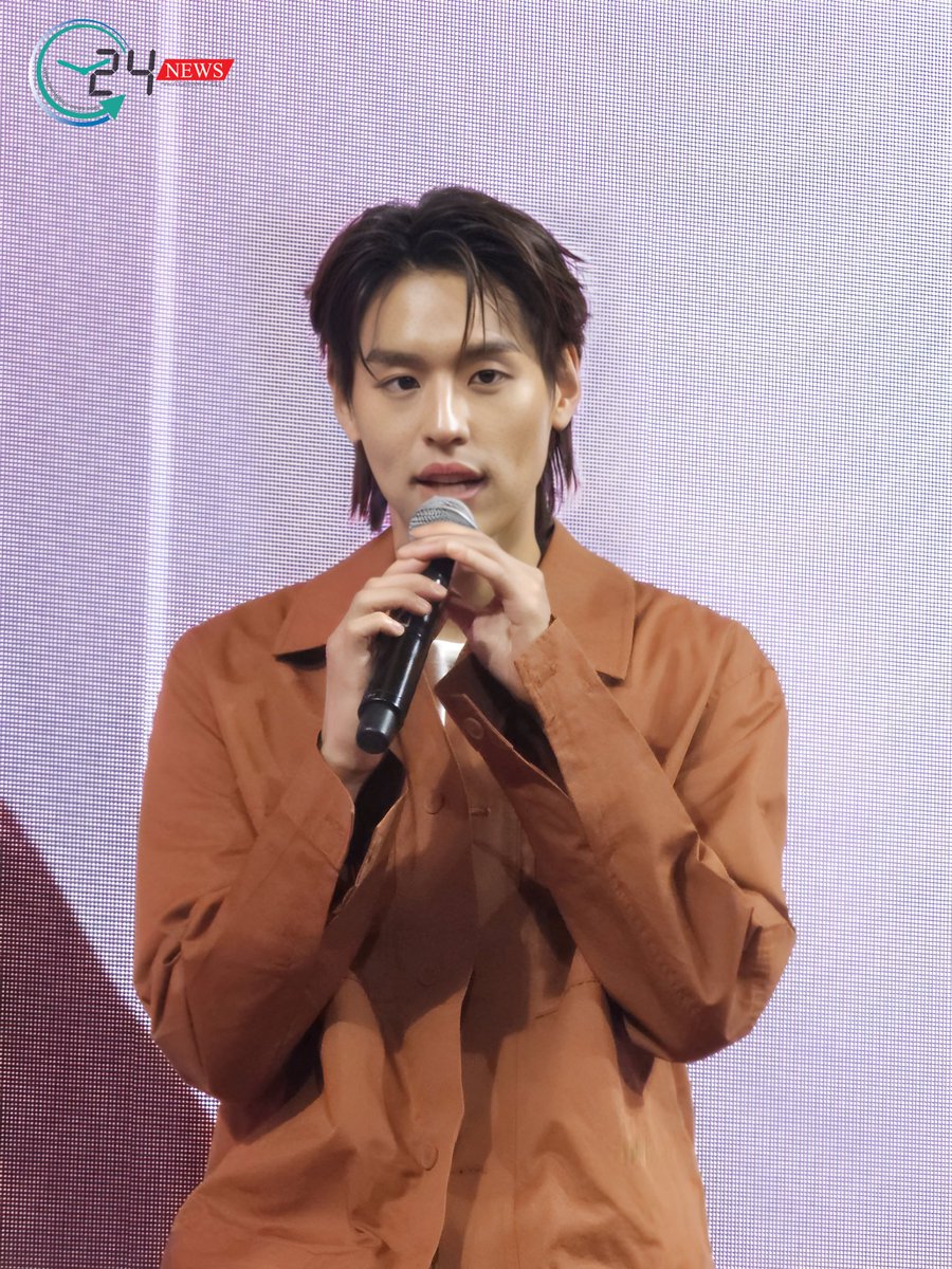 _24News_'s tweet image. มา #เลือกชีวิตดีๆที่HAPPY ไปพร้อมกับ ‘บิวกิ้น’ ที่งาน #APHappyDay ชวนเลือกบ้านสร้างสุขในแบบที่ชอบ 

#BillkinxAP #APThai #Bbillkin