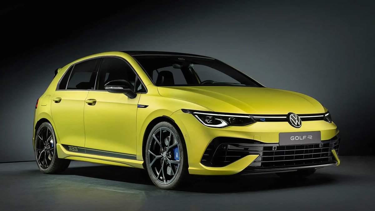 BBC_TopGear's tweet photo. So this is the VW Golf R 333 Limited Edition, not* yours for €76,410 euros. *Unless you live in Germany. VW reveals limited edition Golf R with semi-slick tyres and Akrapovic exhausts → https://t.co/g7ZjyMN2D7 https://t.co/OFHvknywHq