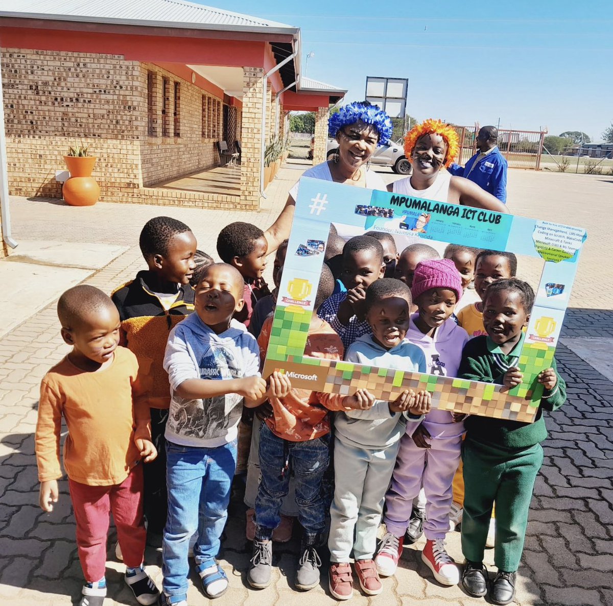 scratch's tweet image. Last month our community commemorated #ScratchWeek with 500 virtual and in-person celebrations around the world. Click this link for a recap: ow.ly/tNuK50OCkMb

Image  courtesy:@ICTclub_MP