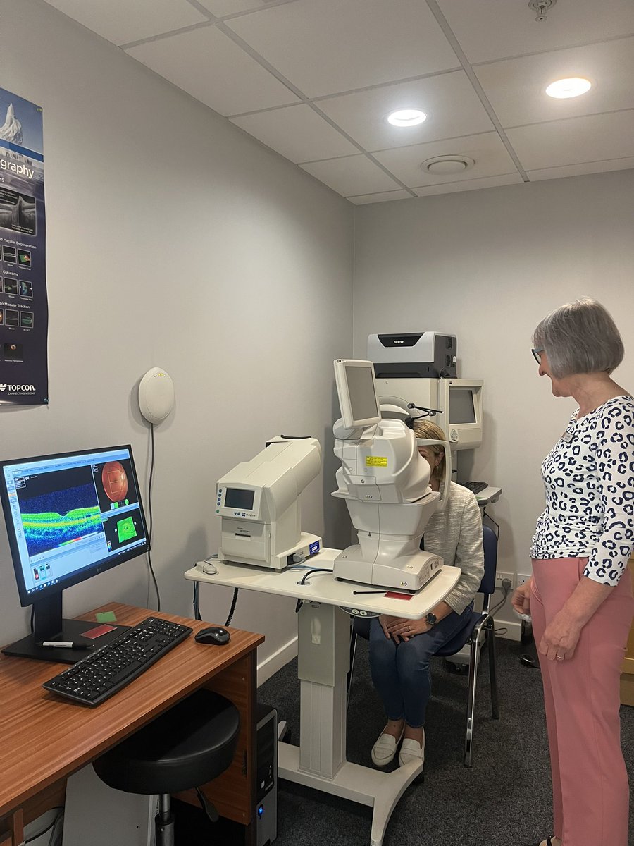 JennyGilruthMSP's tweet photo. 👓 Today @JennyGilruth MSP met with Alison and her team at Rach Optometrists in Glenrothes to learn about the family-run business and the work of optometrists post-pandemic. 

🤝 Jenny was also given a demonstration of OCT equipment and the importance of this for constituents. https://t.co/KKG8CtNbkN