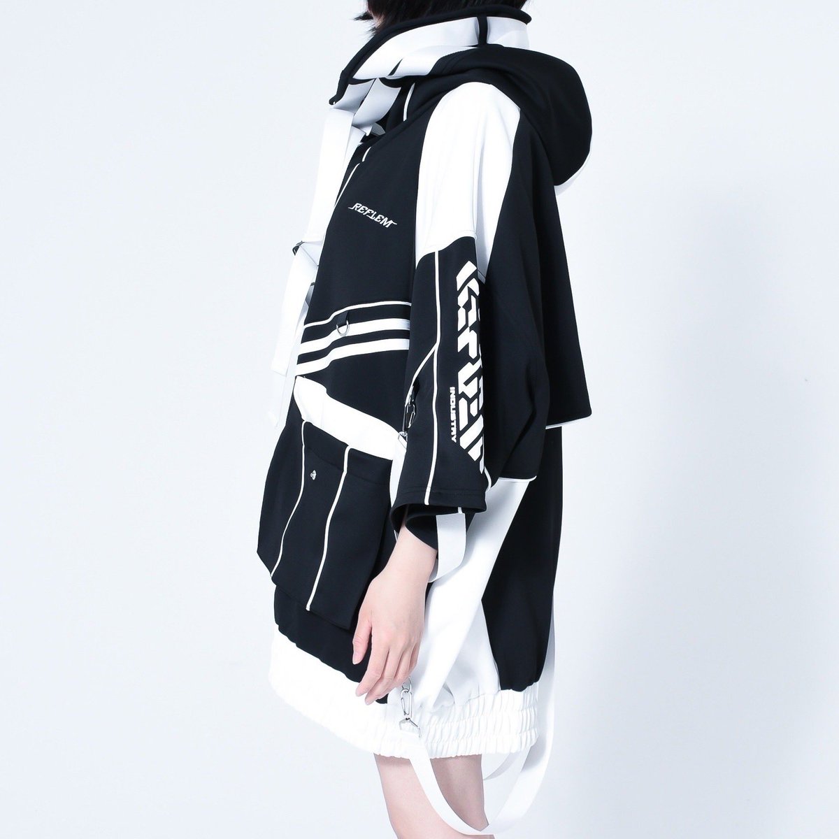 👁‍🗨REFLEM(レフレム) NEW ARRIVAL 2XXX年、特殊機動装甲等身大