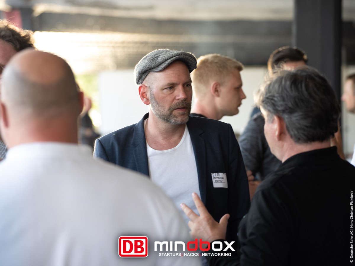dbmindbox's tweet photo. Erfolgreicher #Startup #SelectionDay gestern💪 Für das neue Startup-Programm mit #DBFernverkehr wurden die Startups #Incoretex & #SevenBel ausgewählt. In den Projekten werden wir gemeinsam an neuen Lösungen in den Use Cases #Sensorboxen & #Geräuschanalyse arbeiten. #LetsGO 🚀 https://t.co/lIOGjRv51v