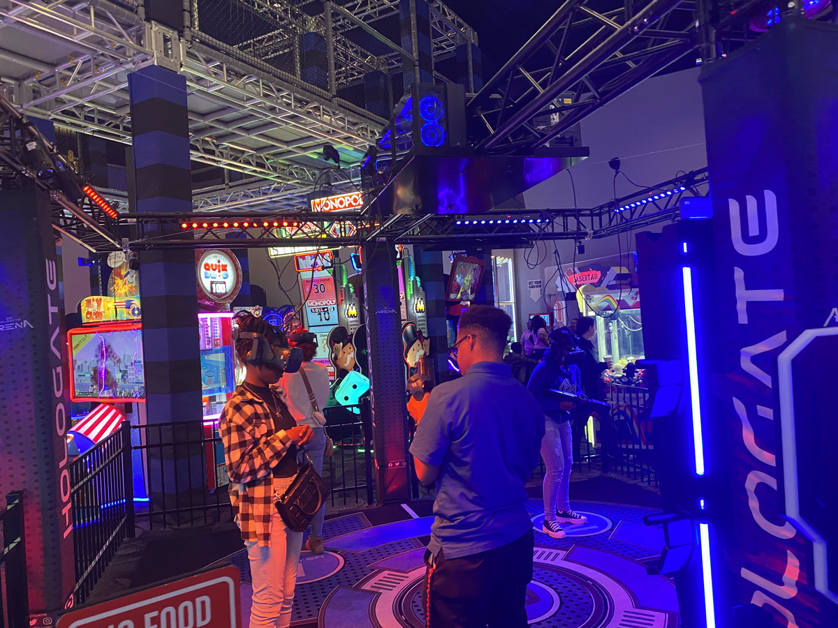 Gadsden #JobCorps’ (AL) favorite motto? Work hard, play hard! 🕹️

Recently, students were rewarded for their hard work with a trip to Big Time Entertainment and @texasroadhouse.