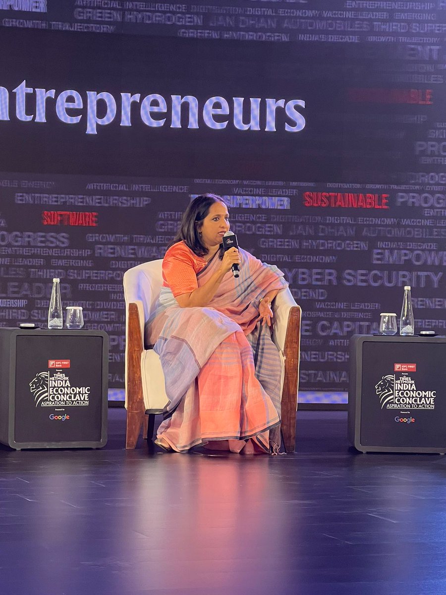 gowherAly's tweet photo. #TNIEC | Role Of New-Age Women Entrepreneurs
#RashiNarang (CEO & Founder, Heads Up For Tails), Neha Barjatya (Marketing Director, #GoogleIndia), Meghana Narayan (Co-Founder, Wholsum Foods (Slurrp Farm) at India Economic Conclave
#Internetsaathi #womenwill @idfcfirstbank https://t.co/hDXLRZOPzX