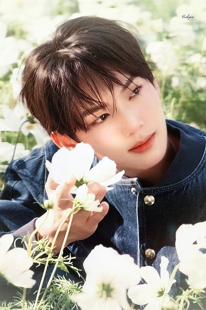 Peachyuu_0320's tweet image. 230602 #1stLook BEHIND

꽃보다 아름다워💐🍃

#한유진 #HANYUJIN #ZB1 #제로베이스원