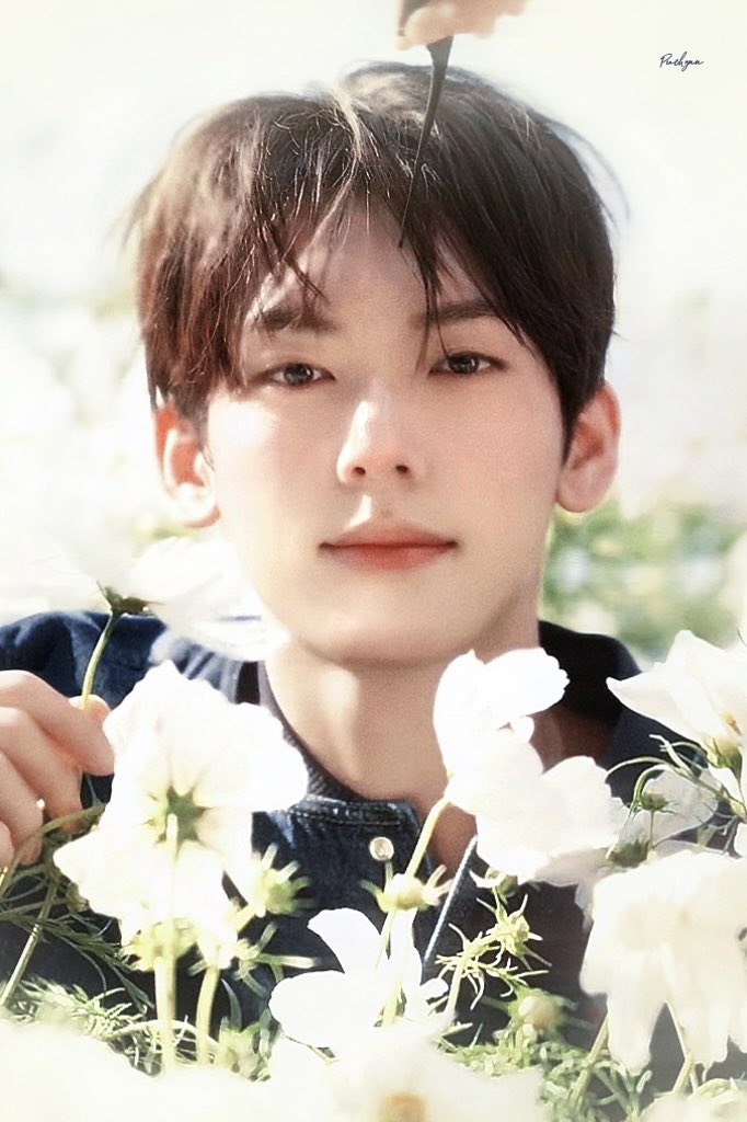 Peachyuu_0320's tweet image. 230602 #1stLook BEHIND

꽃보다 아름다워💐🍃

#한유진 #HANYUJIN #ZB1 #제로베이스원