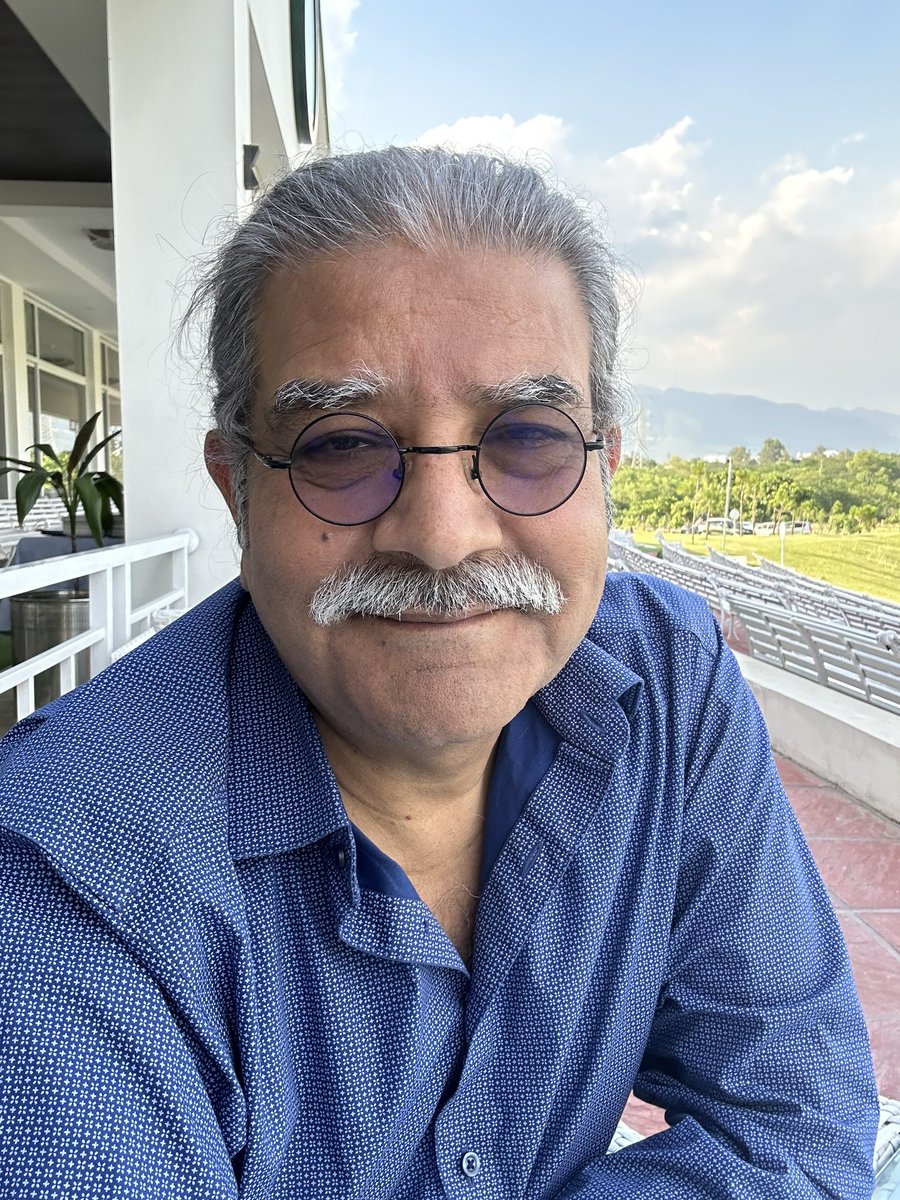 اسلام آباد واقعی خوبصورت ھے