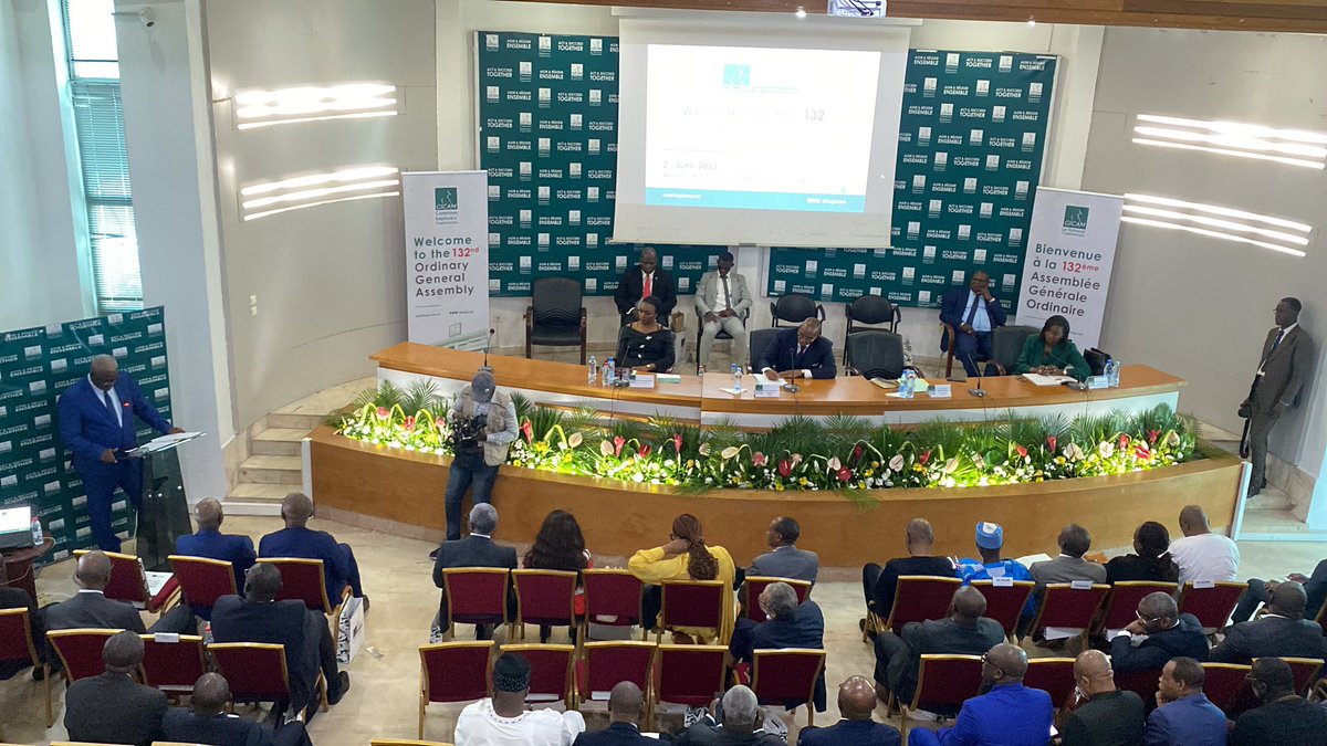 legecam_cm's tweet photo. #HappeningNow || Rencontre DGI - GICAM 

M. Roger Athanase MEYONG, DGI «J’accorde une importance particulière à la collaboration avec le secteur privé en général et le #GICAM  en particulier. Nous nous devons d’entretenir une relation étroite avec le secteur privé sans lequel la création des richesses serait impossible. Le #GICAM est un partenaire stratégique de l’Etat et l’administration fiscale. Nous sommes là pour vous accompagner.»