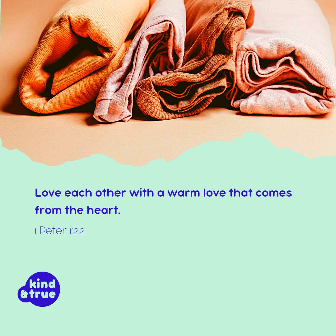 kindandtrue_ug's tweet image. 🔔 #FunFact
Women were only allowed to wear shorts in public after World War II. One of the main reasons for this was because less fabric was available during the war, so shorts were more cost-effective than pants or skirts.

#KindandTrue #NewBeginnings