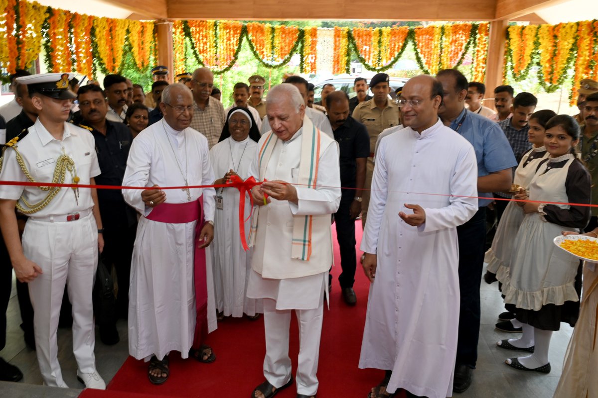 Kerala Governor on Twitter "Hon'ble Governor Shri Arif Mohammed Khan