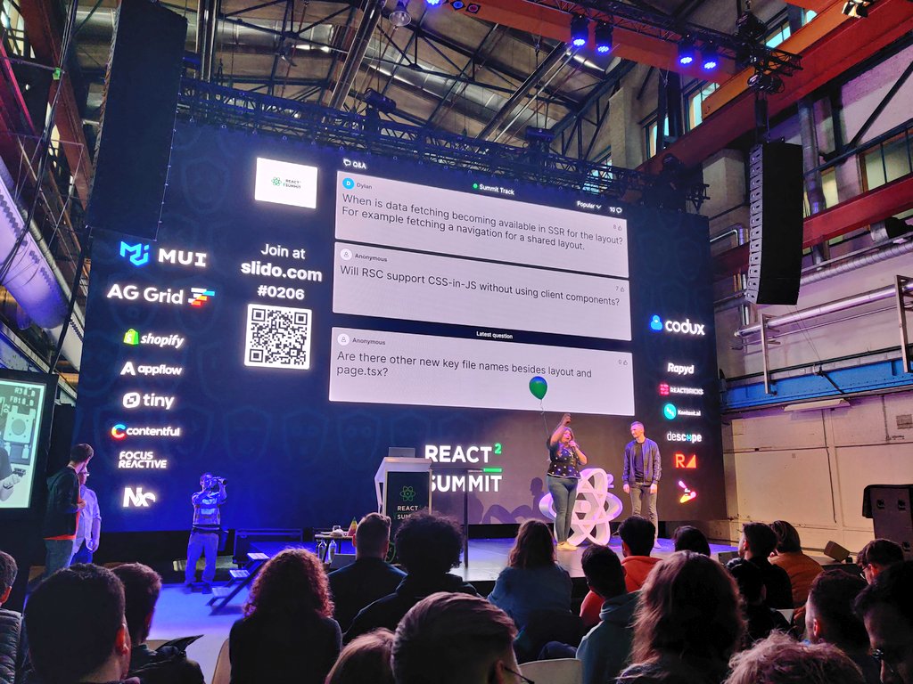 loige's tweet image. Takeaway from Lee&apos;s talk: enable VSCode smooth cursor! 🤯😜

#reactsummit