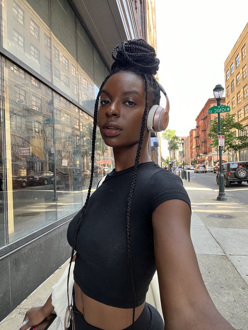 As an &ldquo;African American&rdquo; I love to see how my features shine through as I age. https://t.co/jzvt8qev<a href="/tag/wipeitdownchallenge"class="tags"><span>#wipeitdownchallenge</span></a>