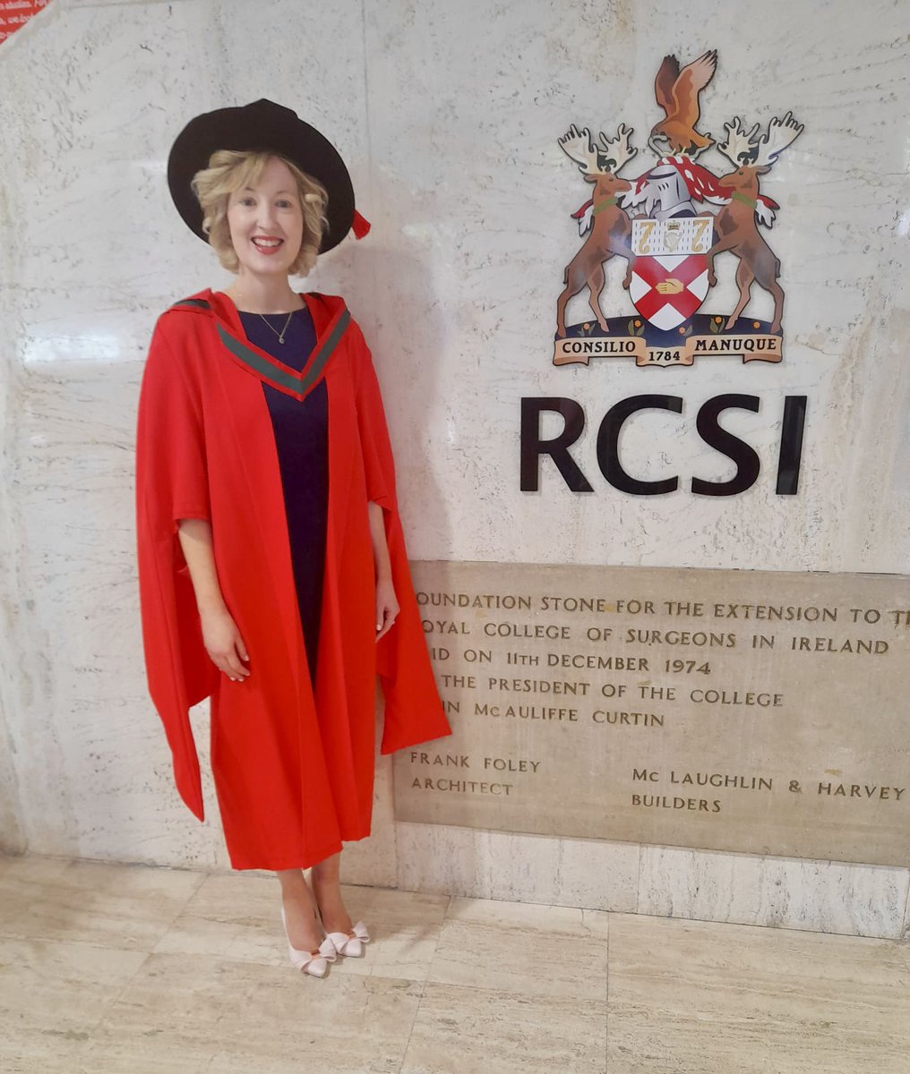 Thrilled to celebrate my #PhD graduation with #Classof2023 in @RCSI_Irl this week. 🥳 🎉Huge thanks to everyone who supported me in this chapter - I couldn’t have done it without you 🙏 #PhinisheD #ittakesavillage @ICATProgramme @ProfJSODonnell @IrishCtrVascBio @RCSIPharmBioMol