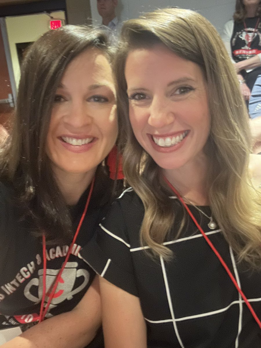 jen_shiers's tweet image. We are In It to Win It at the #CobbSummerCon! Come learn with @KatieBaggott3 &amp;amp; me during our 12:10 session in Room 411. @COBB_ELA @VaughanRockets #EngageCobb #CobbInTechCon