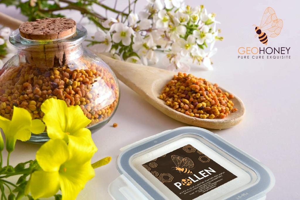 Our latest blog post on Bee Pollen is a must-read for anyone who loves nature and values sustainable harvesting practices:- https://t.co/f6zBGShdCA

#beepollen #healthbenefits #naturelovers  #sustainable #harvesting #Geohoney https://t.co/MWnK01MjFr