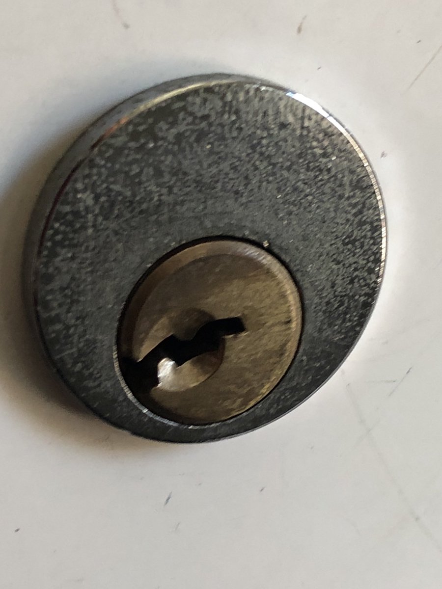 ⁦<a href="/fondrenlock/">SE Lock and Key</a>⁩ Happy Friday Jason.
See we also find chinesium clone locks in Denmark. Time to fit a real Ruko.