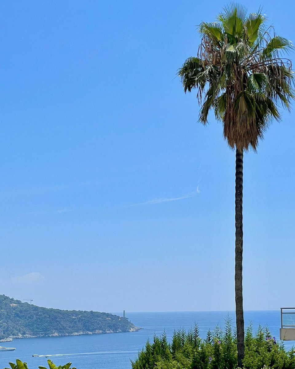 Ce bleu...pourvu qu'ça dure ! ☀️ #VillefrancheSurMer