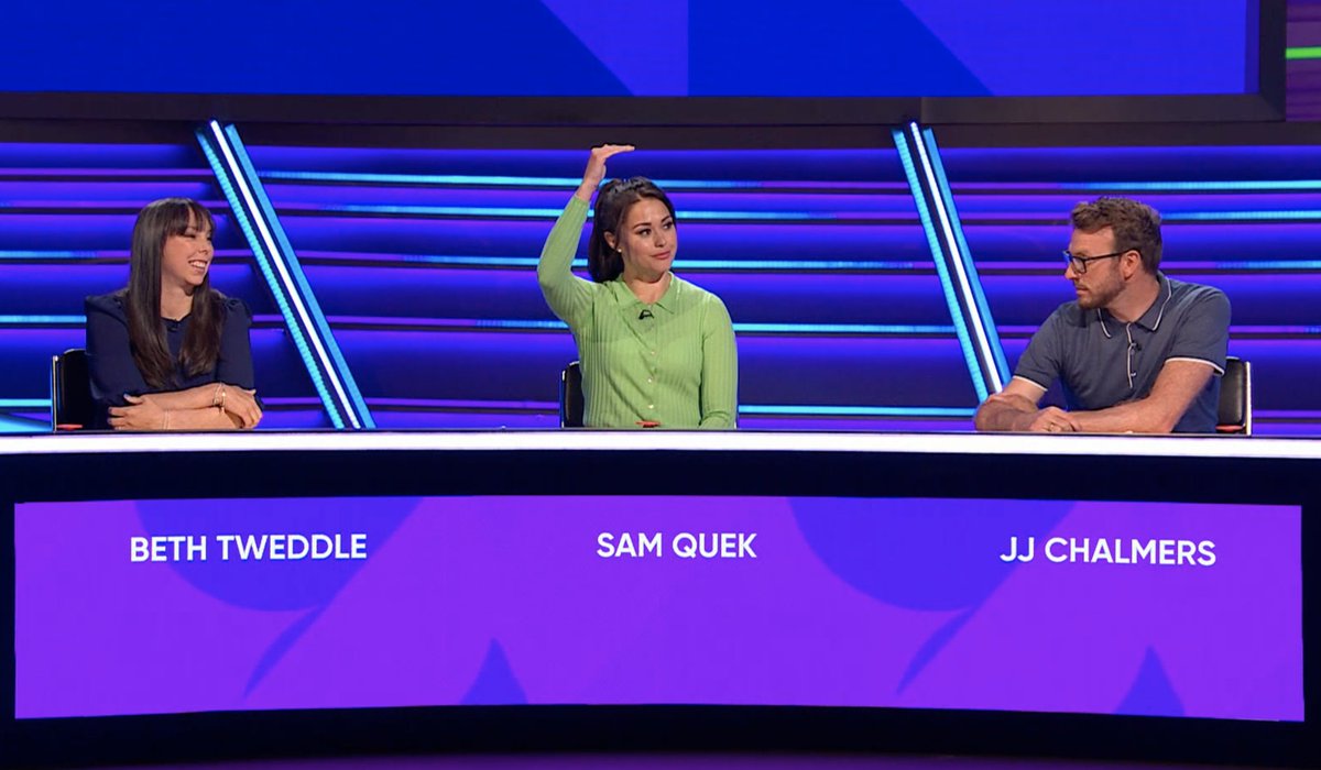 QuestionofSport's tweet image. 👋 Let's meet tonight's #QuestionofSport guests!

Joining @ugomonye...
⚽️ @jenslehmann 
🎱 @SHendry775 

And on @SamanthaQuek's team...
🤸‍♀️ @bethtweddlenews 
🎙️ @JJChalmersRM 

📺 Hosted by @PaddyMcGuinness, join us on BBC One &amp;amp; @BBCiPlayer at 8:00pm.