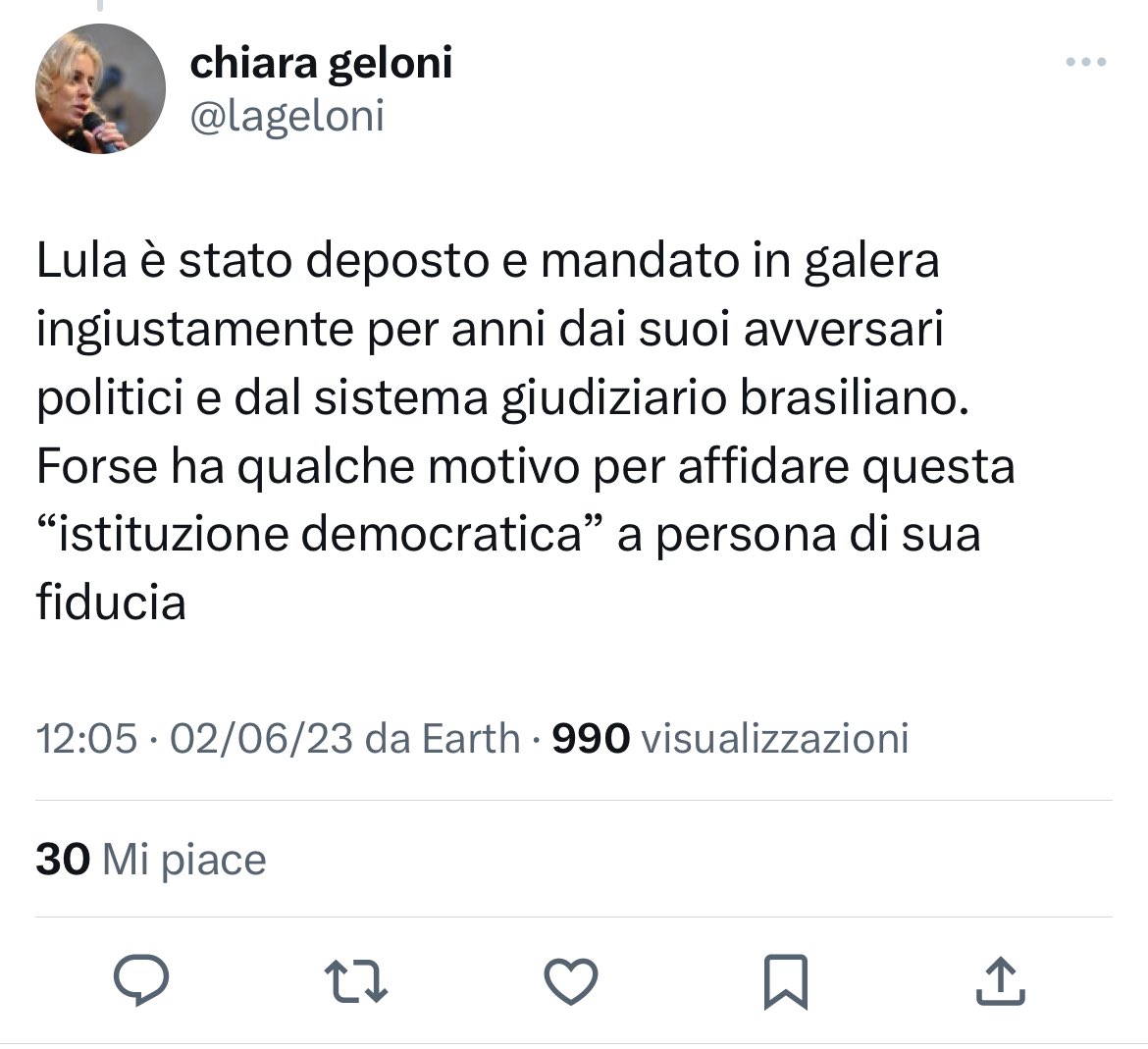 Qui abbiamo Chiara Geloni che plaude la scelta di #Lula di nominare il proprio avvocato a capo del Tribunale Federale Supremo del #Brasile
Pensate adesso ai 20 anni di allarmi lanciati per l’ingerenza di #Berlusconi sulla giustizia
Così capirete come vanno considerati i Sinistri.