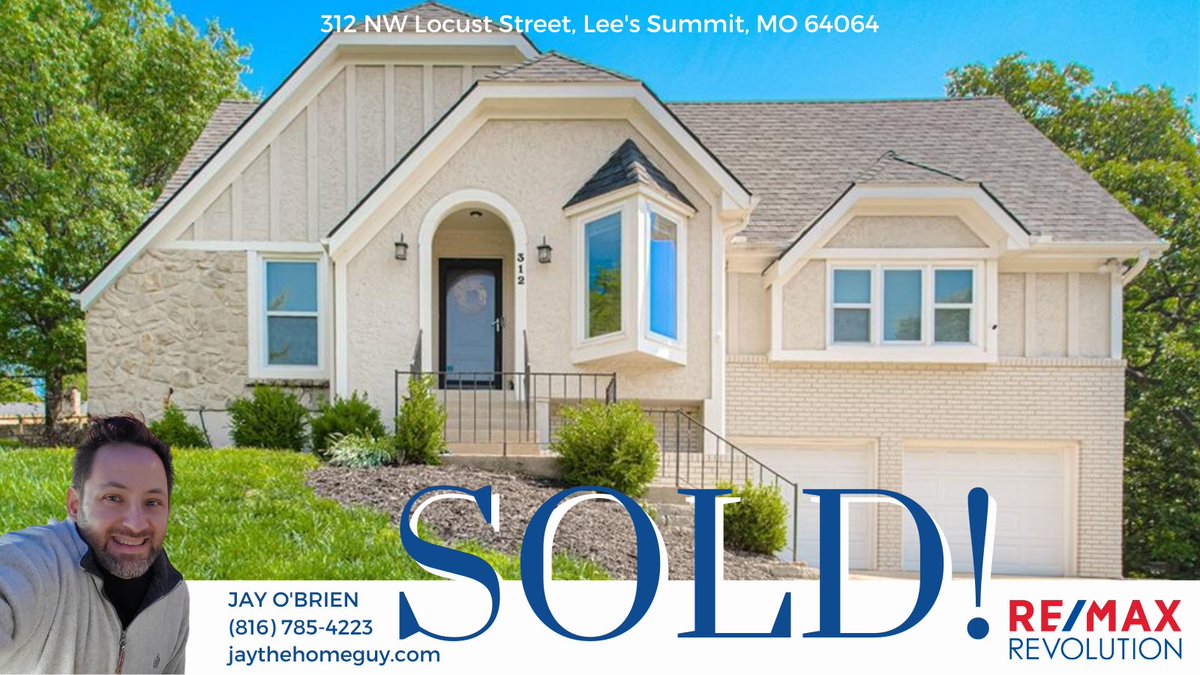 Listed and sold in under a week! ❤️ Thinking about selling? 📲 816-785-4223 #remaxrevolutionkc #kchomes #kcrealtor #kcmo #sellingkc #leessummit #soldkc