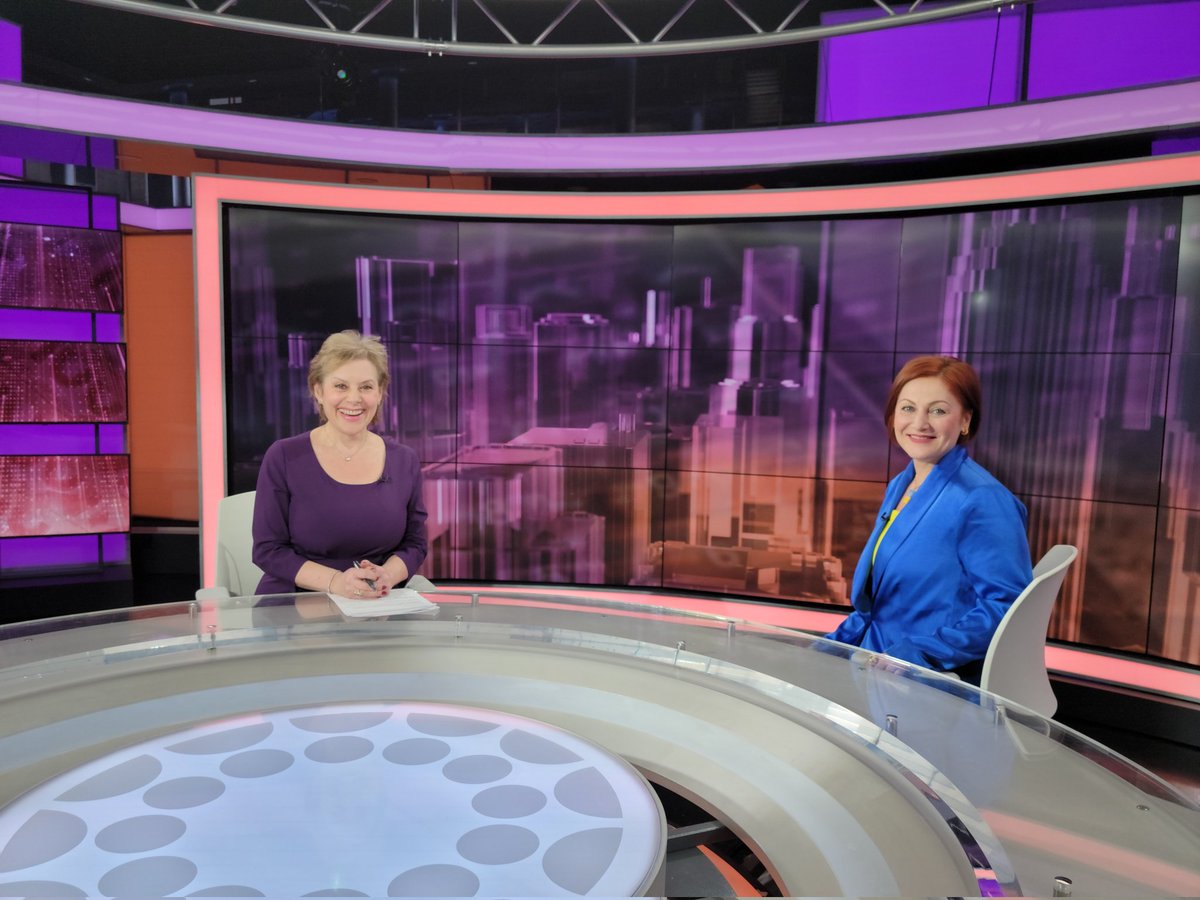 enaumovski's tweet image. Tonight 6:30pm EDT #EMPOWERED on
@TheNewsForum_  What if you are displaced due to a war in your home country. Tatyana Sabitova, Director at @Deloitte Canada discusses why #mentoring is important to #empower #female #newcomers to #Canada &amp;amp; build more equitable #workplaces for all.