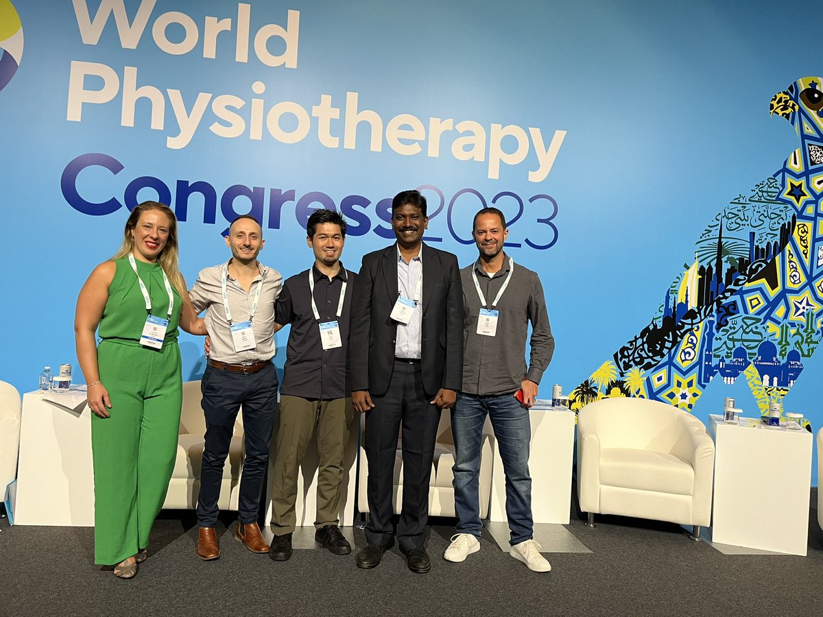 This morning this energetic group facilitated the “Digital Practice” discussion session @WorldPhysio1951 Congress in Dubai. Audience discussion was lively and full of key takeaways…to come next @felipereisifrj @johnsolomon78 @22_tawara @luludemichelis 💻 🌏📱