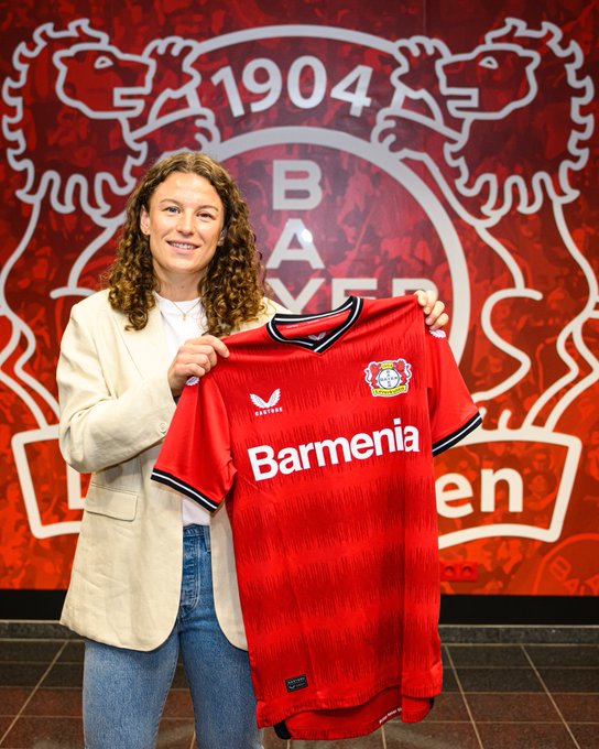 🤝 Willkommen unterm Bayer-Kreuz, Synne!
✍️ Verstärkung für die ...