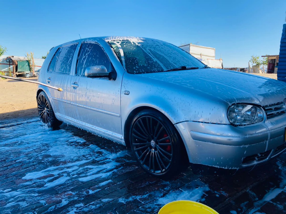 skinistitches's tweet photo. Golf 4 GTI 1.8 turbo LEATHER RECARO SEAT 18INCH RIMS 
220000KM
CAR is still in good condition and is currently in ondangwa 
55k
0813100723 https://t.co/n3vZ7cweOK