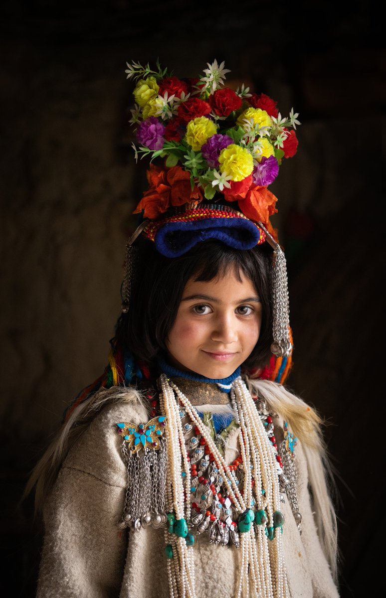 ⭐️ Live now ⭐️

'Ladakh's Loom' - Three Images, one common thread.

Showcasing the rich and diverse culture from the Indian highlands.
On <a href="/sloikaxyz/">Sloika.xyz</a> 

Link - sloika.xyz/silkswati.eth/…

-RT/QTs appreciated.
-Extra brownie points for sharing with your collectors.