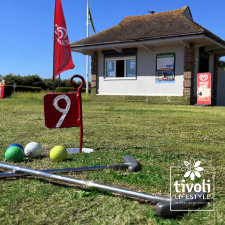NICE DAY FOR IT ⛳️ // If you’re out and about today, pop on down to Marine Park Gardens for a round of putting!
#putting #thingstodo #aldwick #lovebognorregis #bognorregis #sussexbythesea